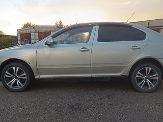 2008 Skoda Octavia II (A5) Рестайлинг, серый, 465000 рублей, вид 4