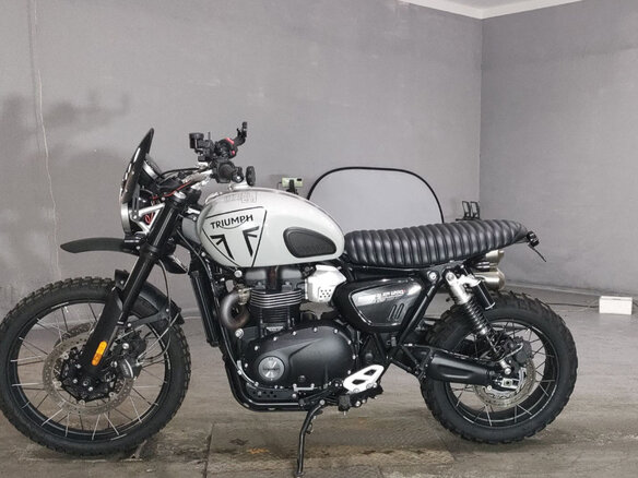 2023 Triumph Scrambler, чёрный, 915000 рублей - вид 1