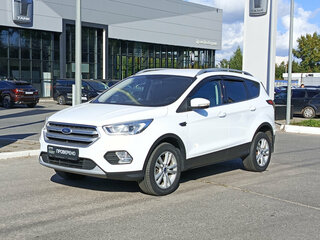 2018 Ford Kuga II Рестайлинг, белый, 1418000 рублей, вид 1