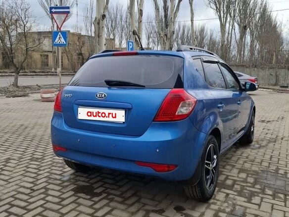 2010 Kia Ceed I Рестайлинг, синий, 800000 рублей - вид 3
