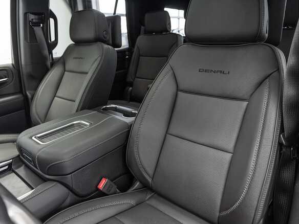 2024 GMC Yukon V, чёрный, 11790000 рублей - вид 17