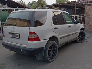 1999 Mercedes-Benz M-Класс 320 I (W163), серый, 520000 рублей, вид 4