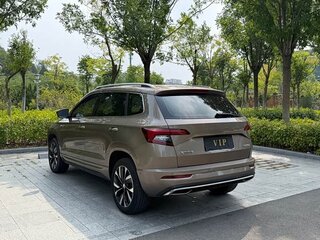 2023 Skoda Karoq DSG7 I, золотистый, 1560000 рублей, вид 4