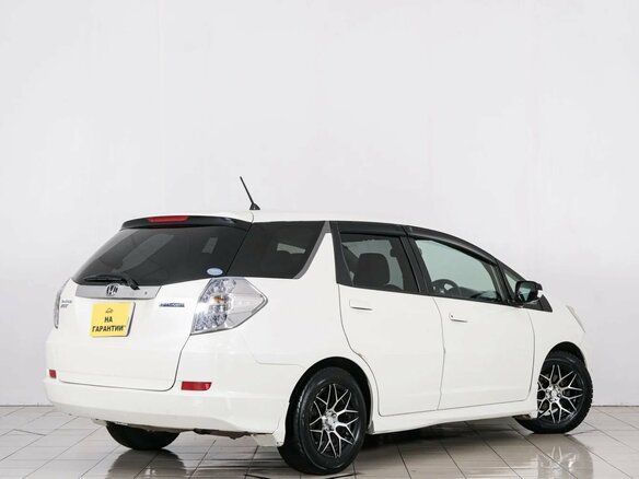 2011 Honda Fit Shuttle I, белый, 899000 рублей - вид 8