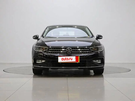 2025 Volkswagen Magotan B8 Рестайлинг, чёрный, 1819000 рублей, вид 2