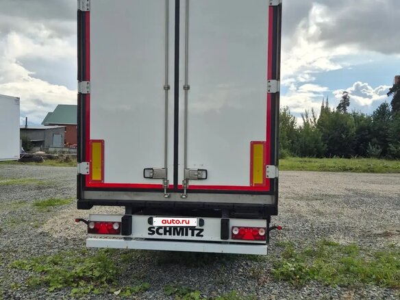 2011 Schmitz Cargobull SKO, белый, 4500000 рублей - вид 6