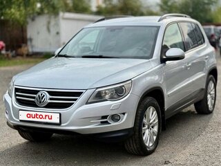 2010 Volkswagen Tiguan I, серебристый, 1200000 рублей, вид 2