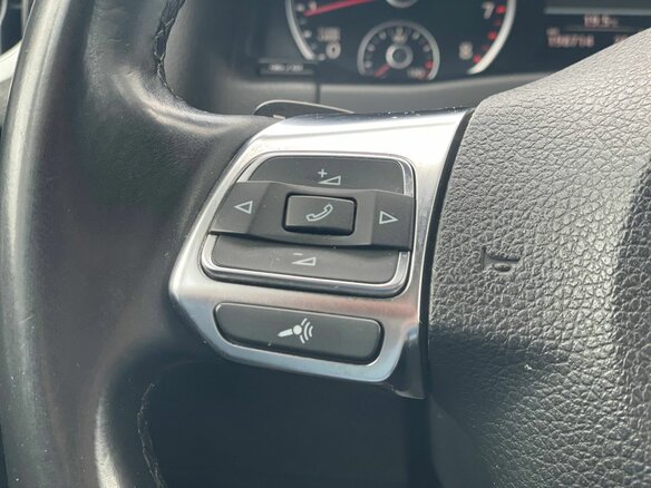 2014 Volkswagen Tiguan I Рестайлинг, чёрный - вид 10