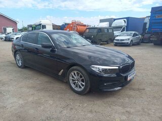 2019 BMW 5 серии 520i VII (G30/G31/G38), чёрный, 3565000 рублей, вид 1