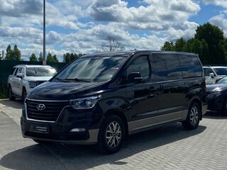 2019 Hyundai Grand Starex I Рестайлинг 2, чёрный, 3400000 рублей, вид 1
