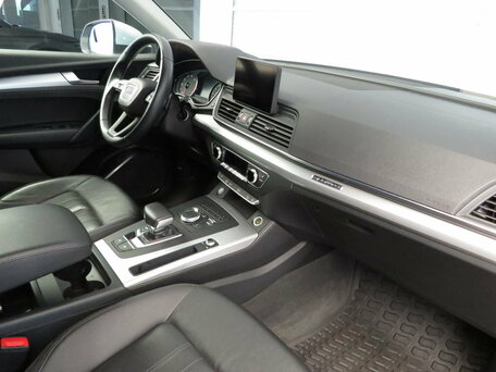 2020 Audi Q5 II (FY), серебристый, 3210000 рублей, вид 5