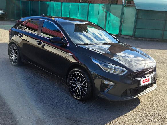 2018 Kia Ceed III, чёрный, 1300000 рублей
