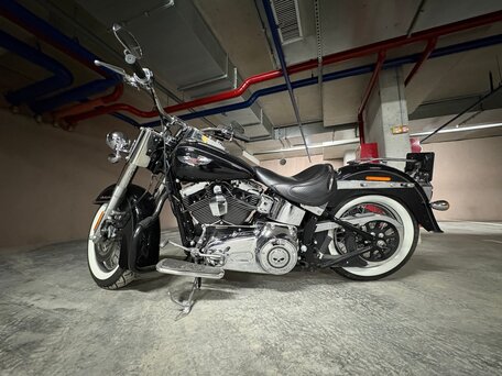 2013 Harley-Davidson Softail Deluxe, чёрный, 1197000 рублей, вид 2