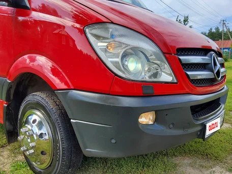 2012 Mercedes-Benz Sprinter, красный, 2050000 рублей, вид 2