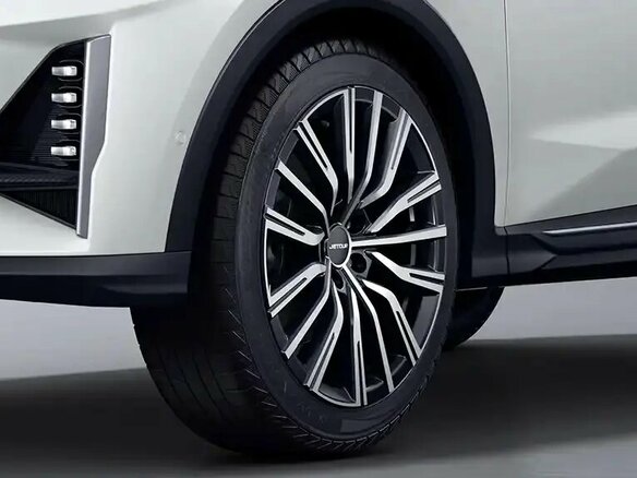 2026 Jetour X70+ I Рестайлинг, зелёный, 3399000 рублей - вид 12