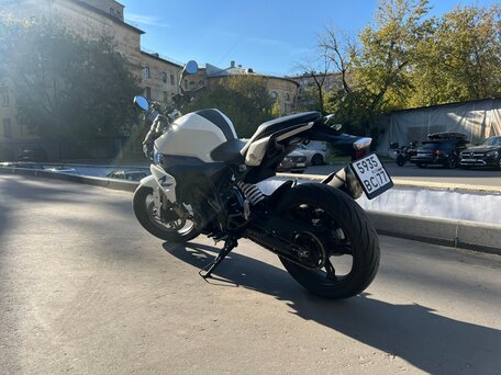 2021 BMW G 310 R, белый, 419000 рублей, вид 4