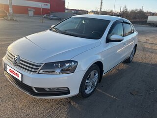 2011 Volkswagen Passat B7, белый, 900000 рублей, вид 2