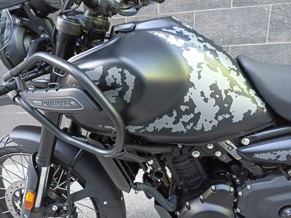 2026 Royal Enfield Himalayan, чёрный, 620000 рублей - вид 11