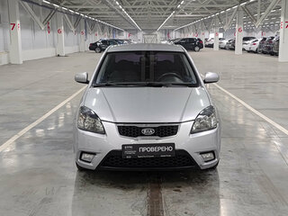 2011 Kia Rio II Рестайлинг, серебристый, 430000 рублей, вид 2