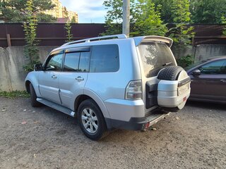 2008 Mitsubishi Pajero IV, серебристый, 1600000 рублей, вид 4