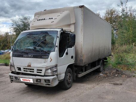 2009 Isuzu Elf (N-series), белый, 1500000 рублей, вид 1