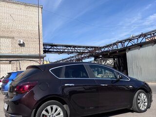 2013 Opel Astra J Рестайлинг, коричневый, 670000 рублей, вид 2