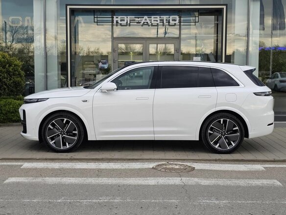 2026 Li Auto (Lixiang) L7 52.3 kWh I Рестайлинг, белый, 10590000 рублей - вид 2