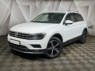2017 Volkswagen Tiguan II, серый, 2497000 рублей, вид 1