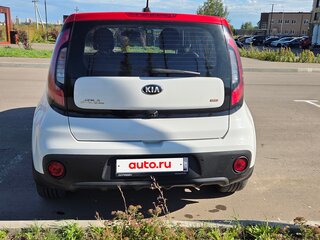 2017 Kia Soul II Рестайлинг, белый, 1490000 рублей, вид 5