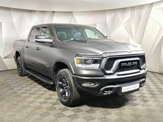 2022 Ram 1500 Crew Cab V, белый, 7361000 рублей, вид 3