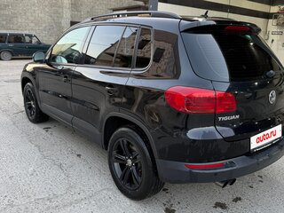 2012 Volkswagen Tiguan I Рестайлинг, чёрный, 800000 рублей, вид 3