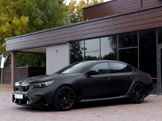 2025 BMW M5 VII (G90), чёрный, 16279361 рублей, вид 1