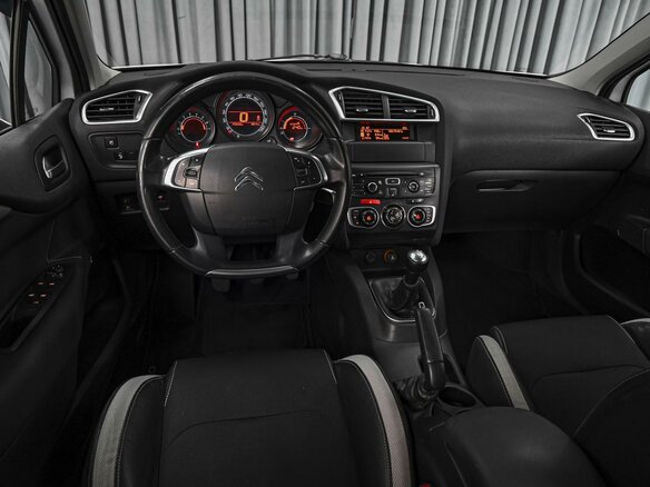 2012 Citroen C4 II, белый, 970000 рублей - вид 5