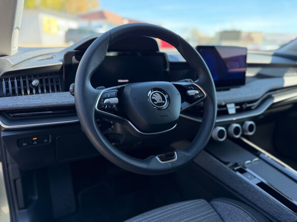 2024 Skoda Superb IV, зелёный, 4995449 рублей - вид 11