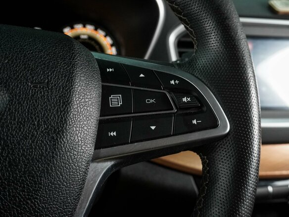 2024 Lada (ВАЗ) Vesta SW Cross I Рестайлинг (NG), белый, 1299000 рублей - вид 17