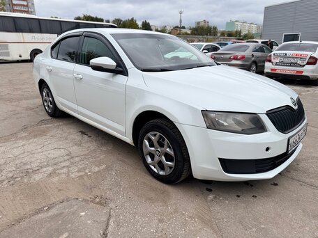 2016 Skoda Octavia III (A7), белый, 900000 рублей, вид 2