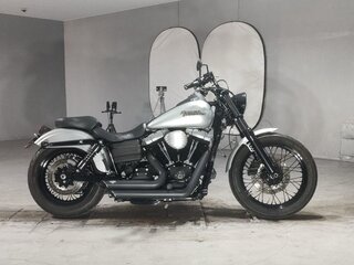 2011 Harley-Davidson Street Bob, серебристый, 845000 рублей, вид 1