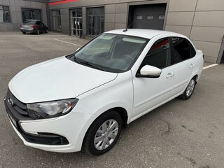 2016 Hyundai Solaris I Рестайлинг, белый, 635000 рублей, вид 2