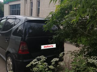 1998 Mercedes-Benz A-Класс 160 I (W168), чёрный, 250000 рублей, вид 3