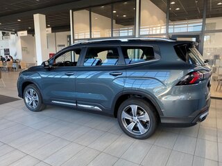 2026 Geely Okavango I Рестайлинг, серый, 4085990 рублей, вид 5