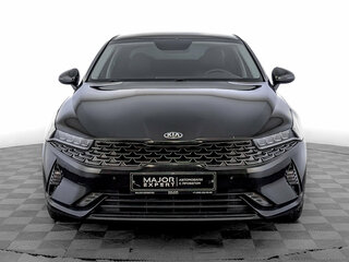 2021 Kia K5 III, чёрный, 2590000 рублей, вид 2