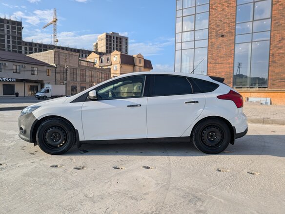2011 Ford Focus III, белый, 550000 рублей - вид 5