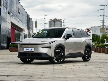 2026 Toyota bZ3X 50 kWh, золотистый, 2442000 рублей, вид 2