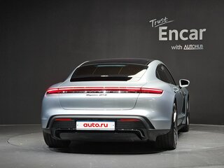2026 Porsche Taycan GTS I Рестайлинг, серебристый, 18900000 рублей, вид 3