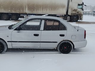 2003 Hyundai Accent ТагАЗ II, серебристый, 200000 рублей, вид 4