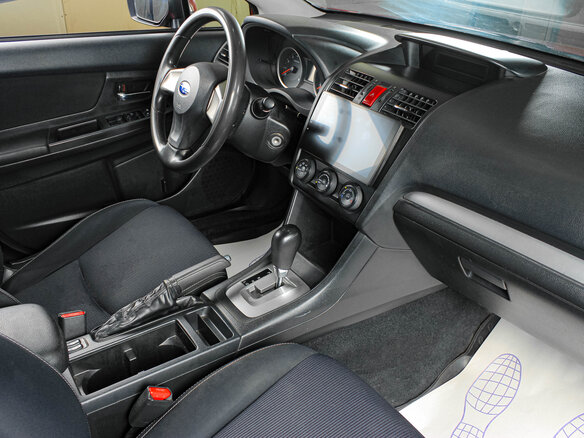 2013 Subaru XV I, красный - вид 9