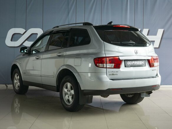 2012 SsangYong Kyron 6-speed I Рестайлинг, серебристый - вид 1