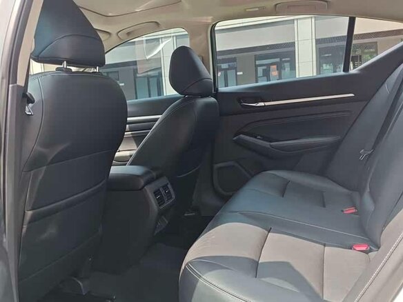 2023 Nissan Altima VI (L34) Рестайлинг, белый, 1895000 рублей - вид 9