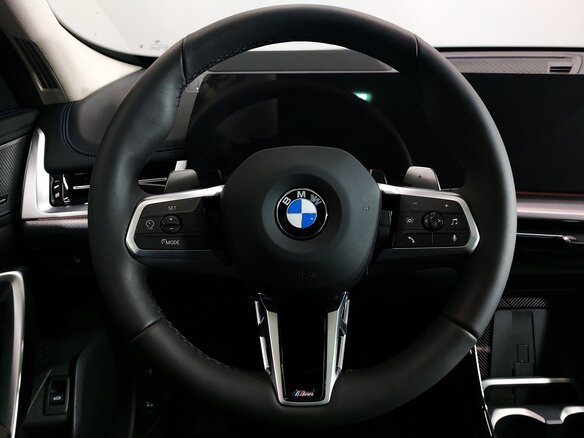 2026 BMW X1 Long 25Li xDrive III (U11/U12), чёрный, 6100000 рублей - вид 8