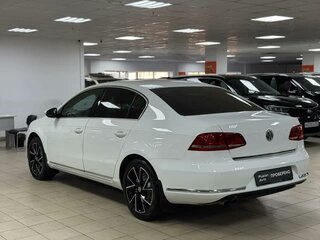 2012 Volkswagen Passat B7, белый, 755000 рублей, вид 4